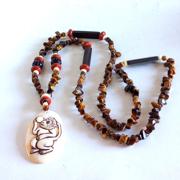 HAND CARVED YEAR OF THE MONKEY PENDANT TIGER EYE RED JASPER NECKLACE 32" LONG. - Picture 5 of 7